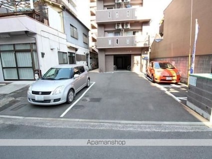 グレイスパル清水[1R/29.6m2]の駐車場1