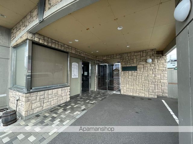 ハイツシーブリーズ漁火通の玄関写真