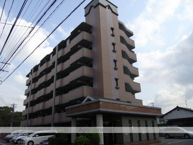ヴィラージュ荷稲の外観写真