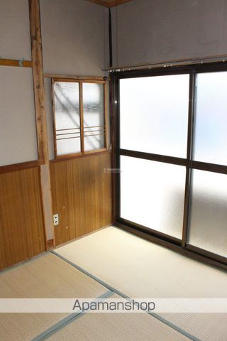 妹尾長江貸家の内装写真