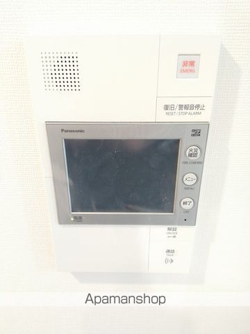 C0MF0RIA LIV北浜平野町の内装写真