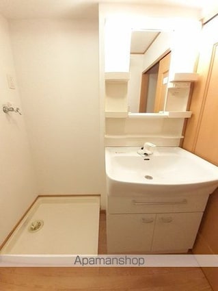 ラフィネＡ[2LDK/58.86m2]の洗面所