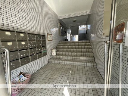 ベルメゾン大芝[1K/19.44m2]のエントランス