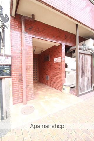 グレイス岡山の玄関写真
