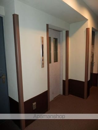 パーク・ノヴァ調布[2LDK/54.31m2]の共用部5