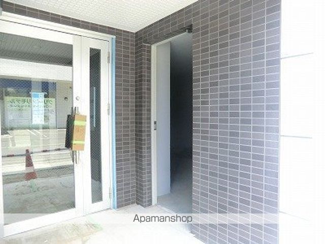 STARPASS北1条の玄関写真