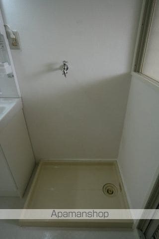 ロイヤル旭丘の内装写真