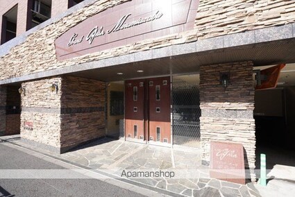 東京都港区南麻布３丁目[1K/22.68m2]のエントランス