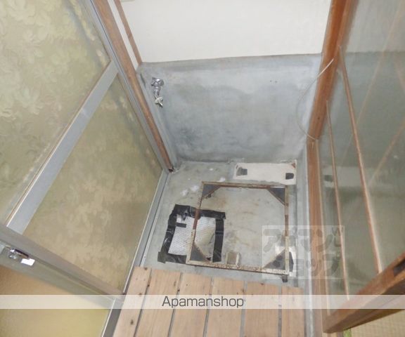 修学院坪江町貸家の内装写真