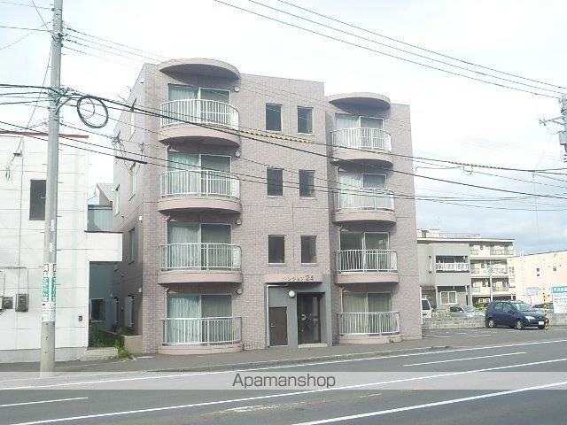マンション24の外観写真