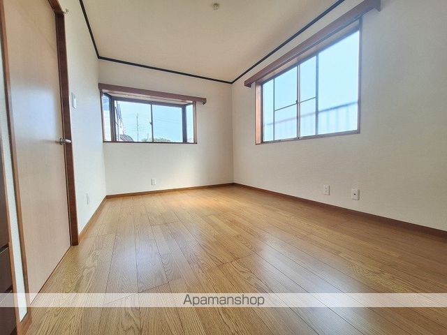 detached 埼玉県戸田市中町２丁目5-2

地図を見る