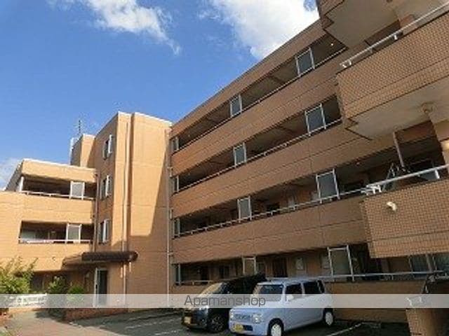 サンワロイヤル長江の外観写真