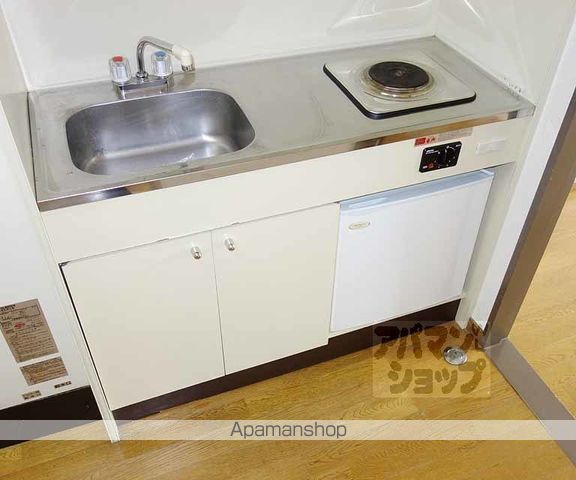 フォレスト七条の内装写真
