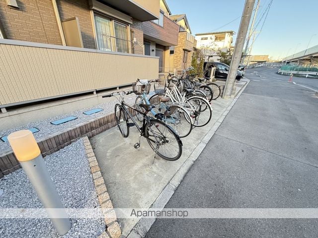 コスモスの外観写真