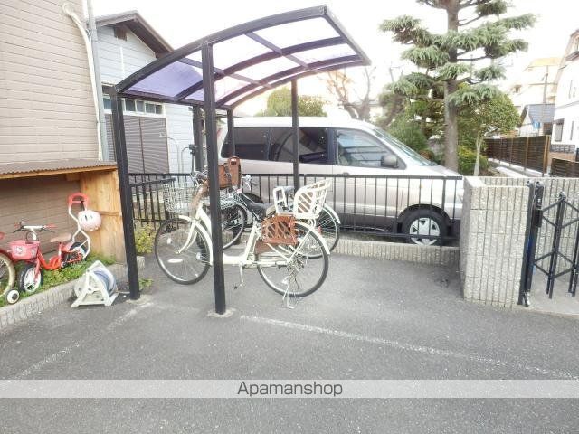 ラピュタ武庫之荘の玄関写真