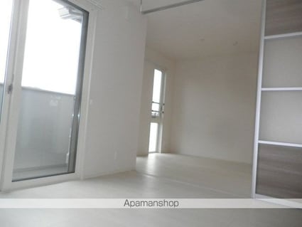 ＬＵＭＩＵＳ[2LDK/52.92m2]の内装2