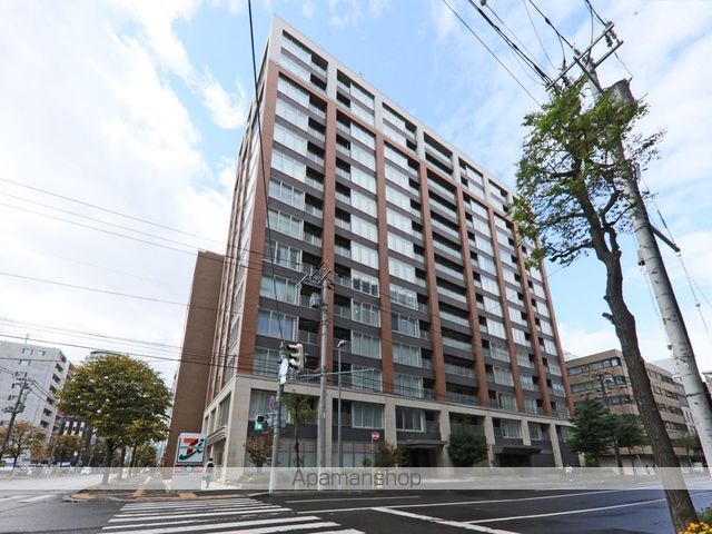 プライムメゾン南2条の外観写真