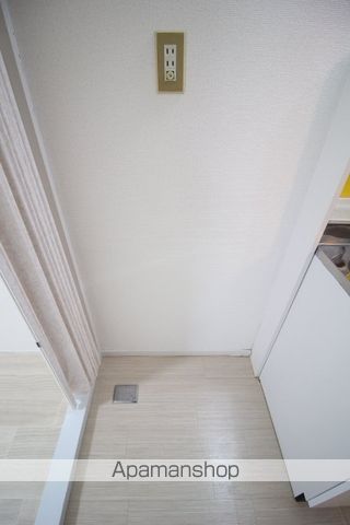 STATES MINAMI III番館Bの内装写真