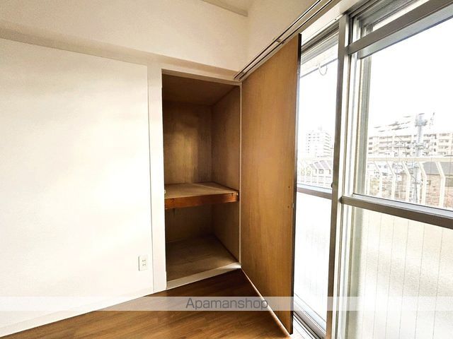 江島マンションの内装写真