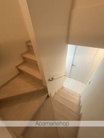 オーブリオン白金の内装写真