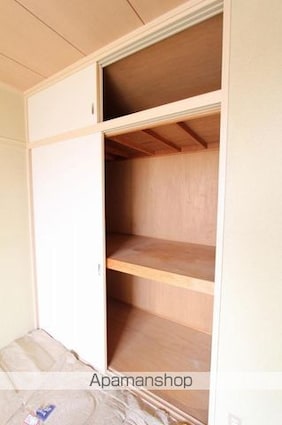 サンライフ川西[2LDK/52.66m2]の収納