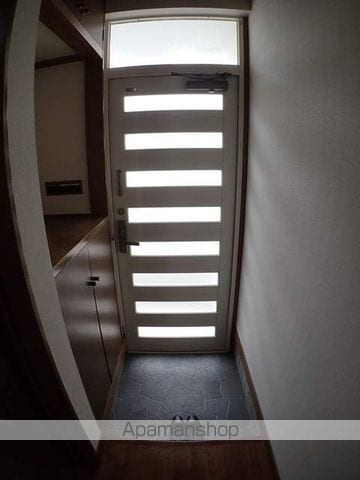 外山レイクサイドハウスH棟の内装写真