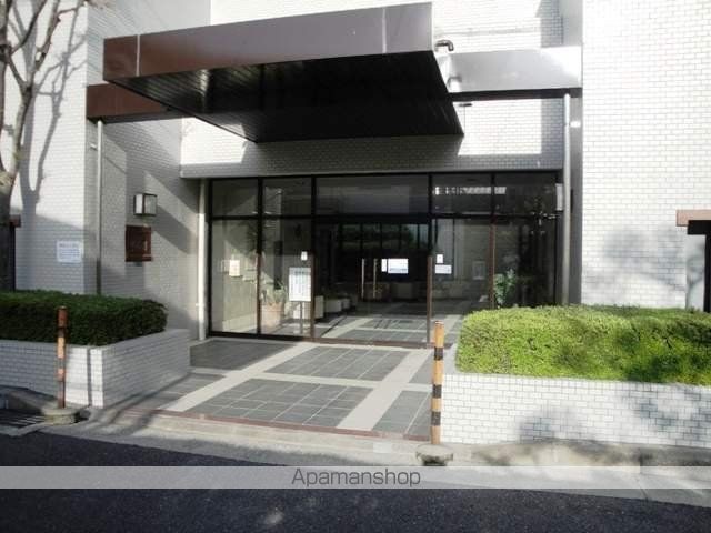 イトーピア甲陽園の玄関写真
