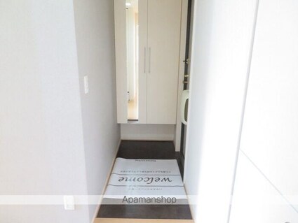 プランク・ラヴィーン　Ａ棟[3LDK/70.43m2]の玄関