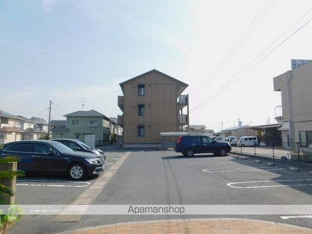 フレブラースのその他写真