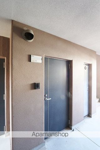 アーバンコート二軒屋の玄関写真