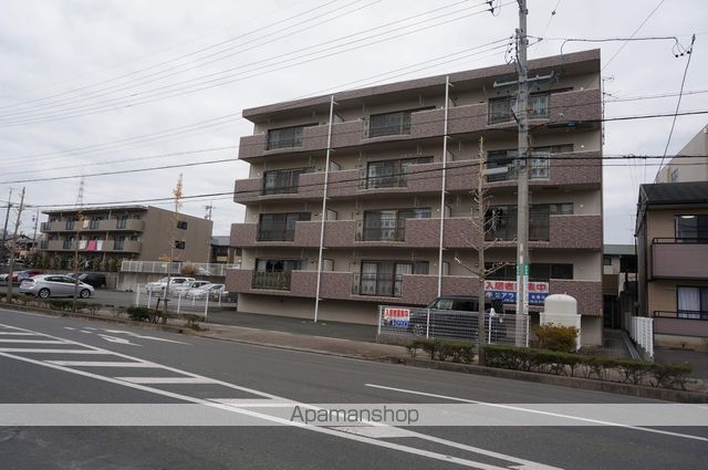 グローリーの外観写真