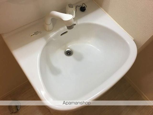 グランドメゾン栗原西の内装写真