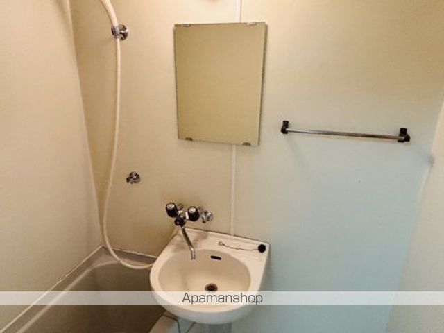 レオパレス南高江IIの内装写真
