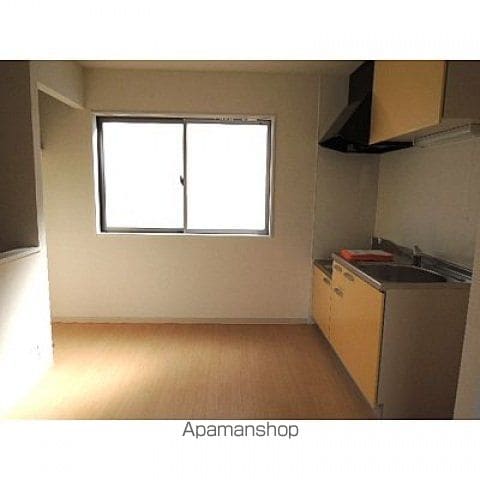 BELL CUBE尾長東の内装写真