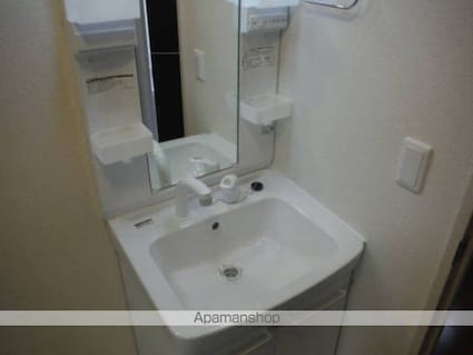 Ｇｒａｃｅ　Ｃｏｕｒｔ　Ａ[2LDK/60.68m2]の内装1