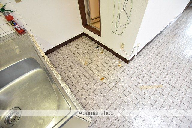 アパートメントワキザカの内装写真