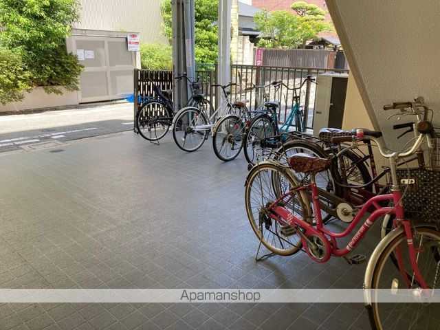 カサグランデ守口の玄関写真