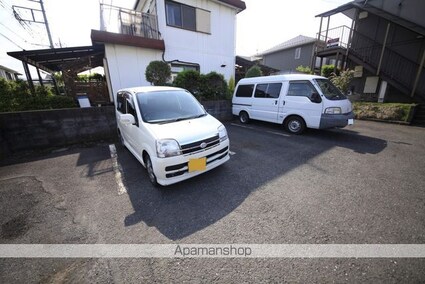 ハイツ井上[1R/17.37m2]の駐車場