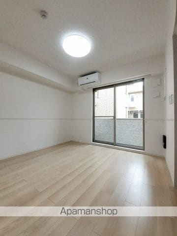 アット横小路の内装写真
