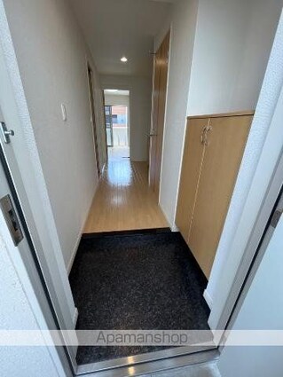 Ａｒｒｉｖｅ　Ｐａｌａｃｅ　元浜（アライブ　パレス　モトハマ）[1K/27.2m2]の玄関