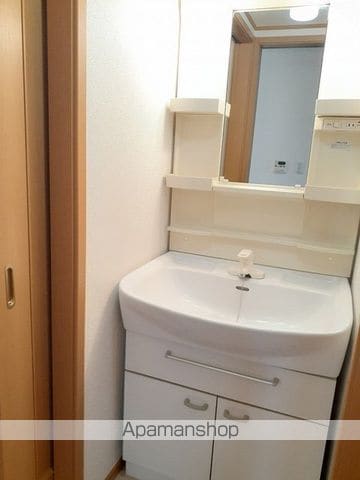 ラシーヌIIの内装写真