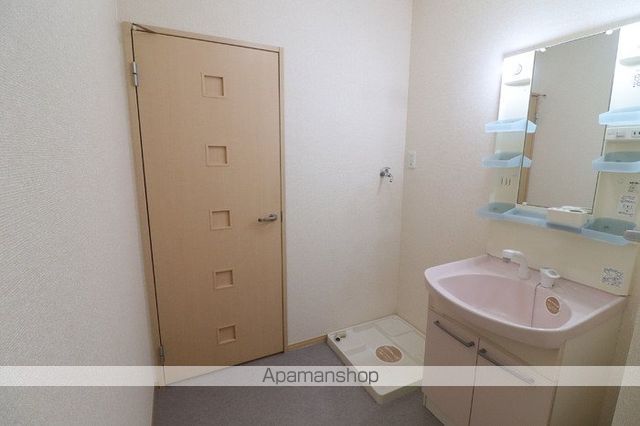 apartment 福島県福島市泉字道下2-1
地図を見る