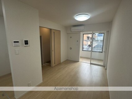 イースト　ワン　ピース[1LDK/41.53m2]のリビング・居間