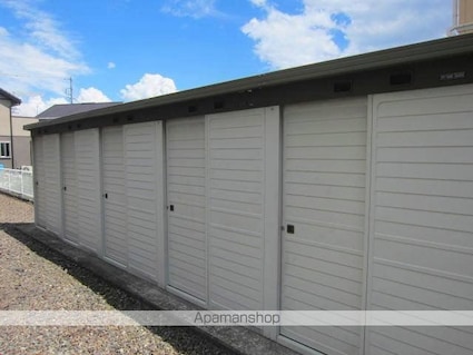 エバンスタウンコスモ　Ａ[2DK/47.69m2]の周辺3