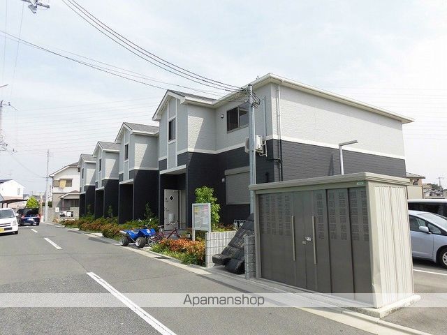 アーバン新家の外観写真