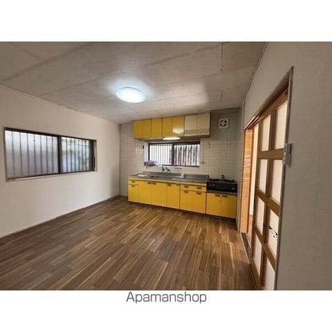 本巣市 2階建 築46年の内装写真