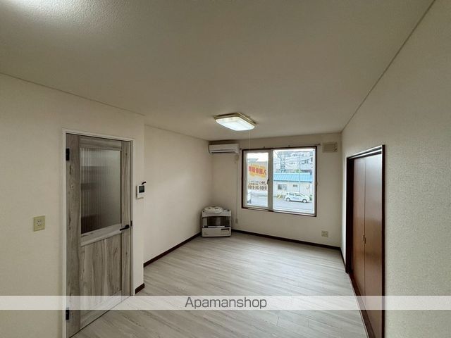 ハウスとよおかIIの内装写真