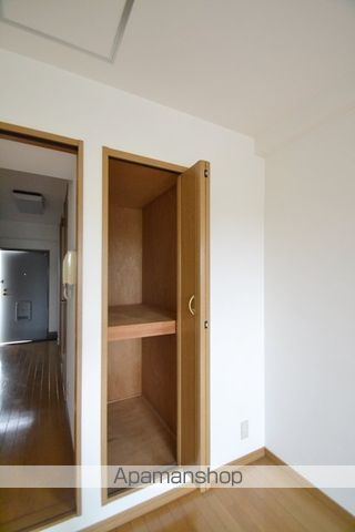 アークハイツ内山下の内装写真