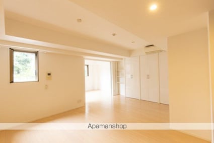 コートレアル三田綱町[1LDK/44.88m2]のリビング・居間