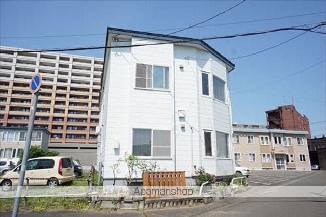 辻マンションの外観写真